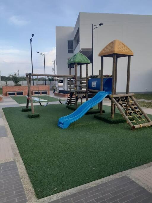 Acogedor En Girardot: Aqualina Orange Girardot