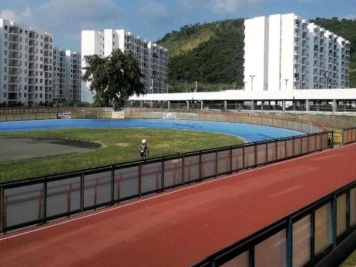 Acogedor En Girardot: Aqualina Orange Apartment